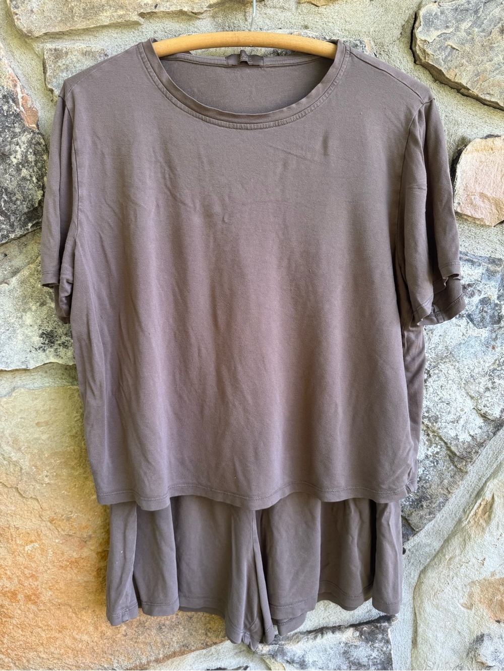 nuuds Short Sleeve Tee and Shorts Mushroom Brown Medium Matching Set Loungewear